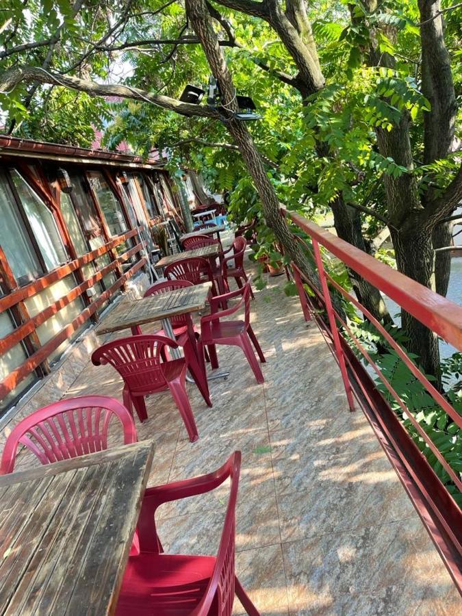 בוקרשט Hostel Tripoli Palace מראה חיצוני תמונה